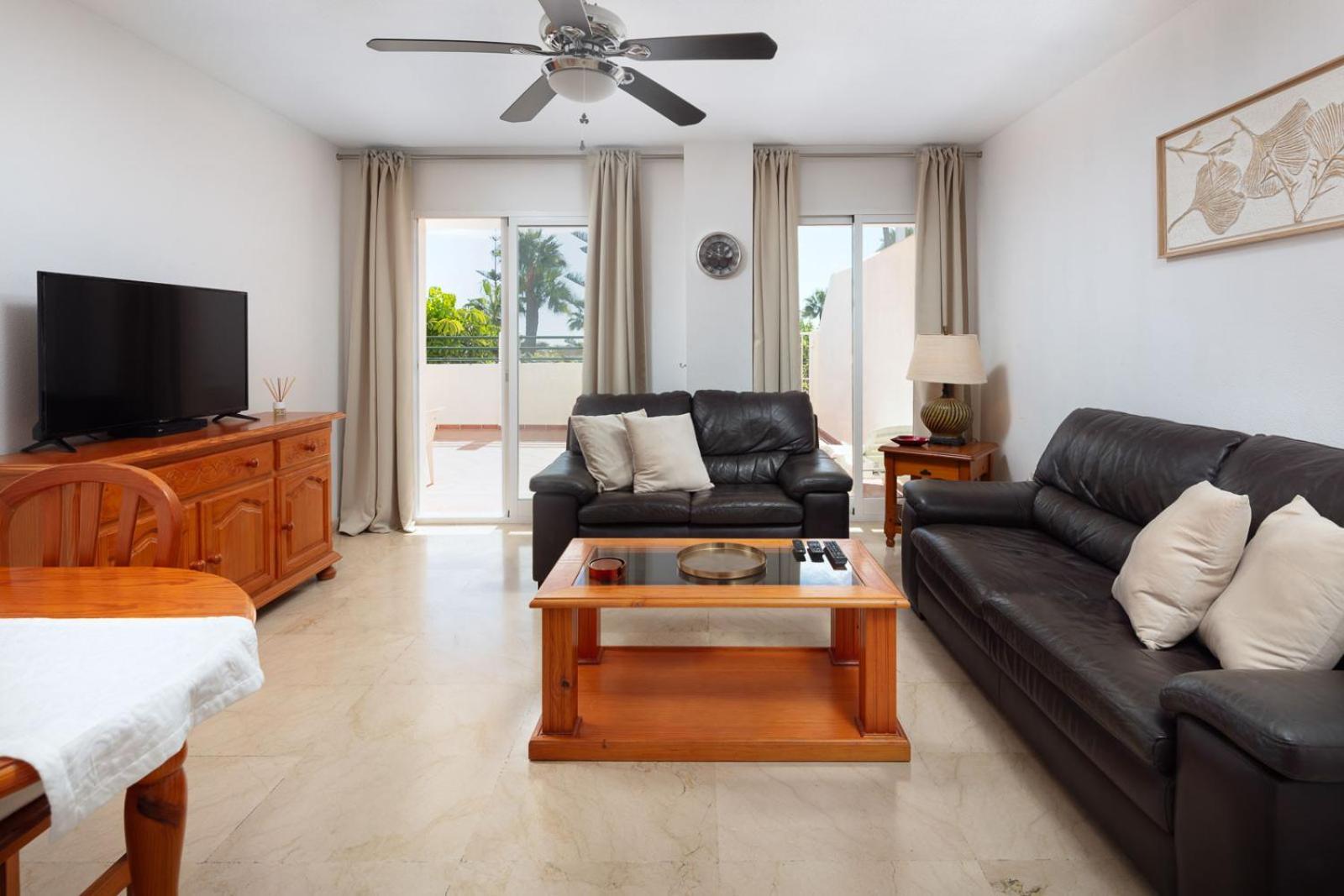 Family & Beach Apartments Mijas Costa & Fuengirola By Alfresco Stays El Faro Kültér fotó