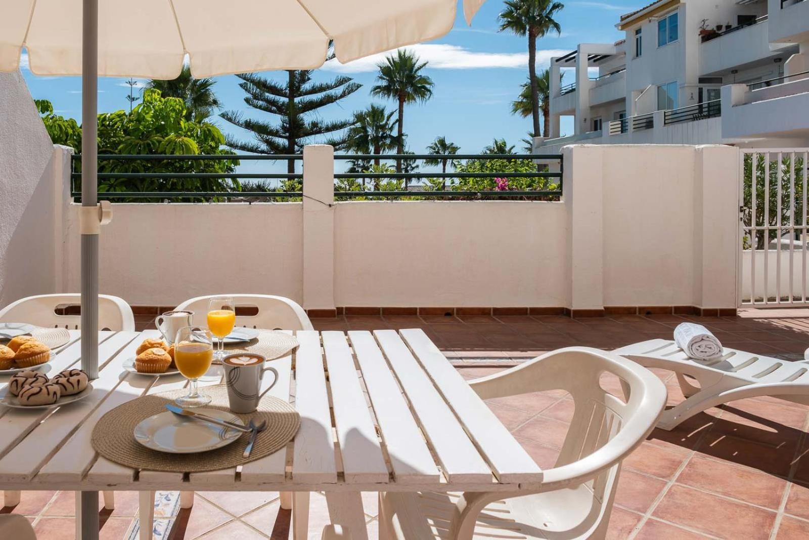 Family & Beach Apartments Mijas Costa & Fuengirola By Alfresco Stays El Faro Kültér fotó